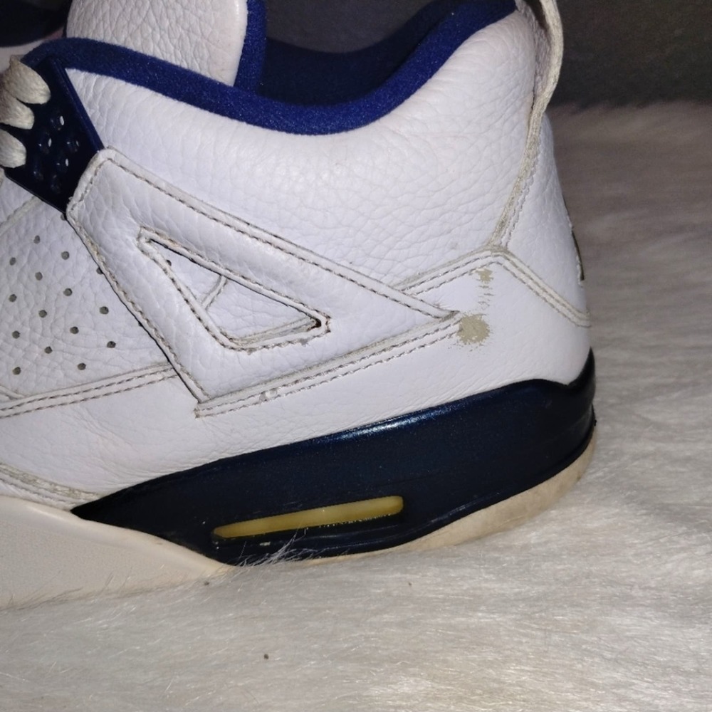 Jordan 4 Retro LS "Legend Blue"  color Blue/White size 13 - Picture 11 of 12